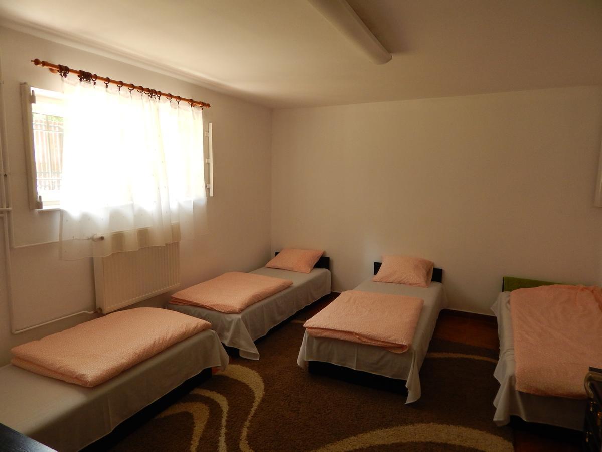 Hostel Madeira Gdańsk Kültér fotó